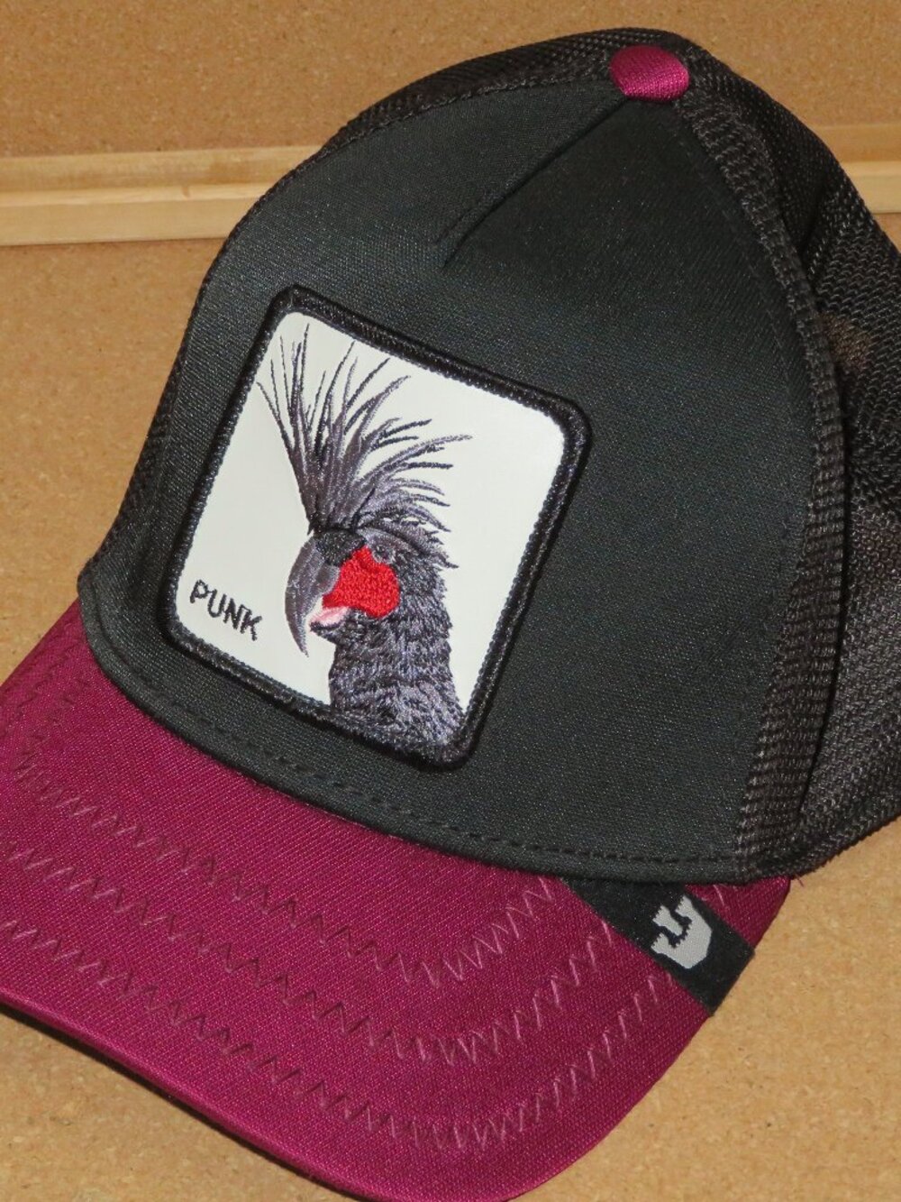 Goorin Bros Bird Hat Punk Sqwauk Trucker Snapback Adjustable Black Magenta